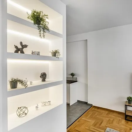 Apartment Cozyopolis - Timeless 3-br Escape In *
