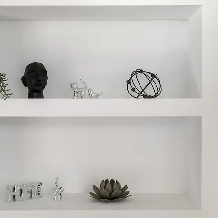 Cozyopolis - Timeless 3-br Escape In Apartment