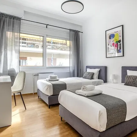 Cozyopolis - Timeless 3-br Escape In Apartment